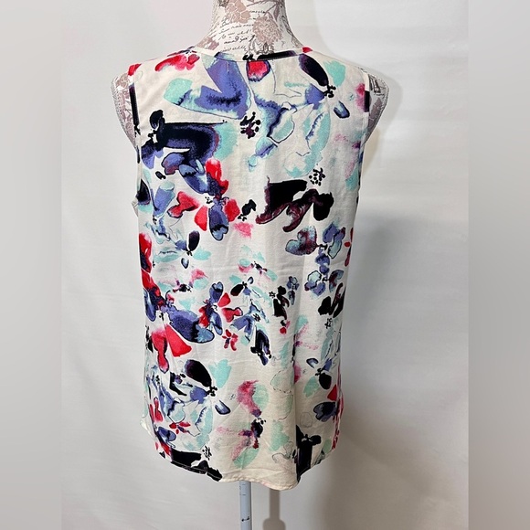 SANCTUARY White with red abstract floral design sleeveless top size M. - Picture 5 of 12